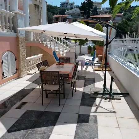 بيت ضيافة Luxury كافالا