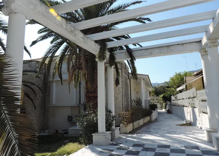 Πανσιόν Luxury Καβάλα