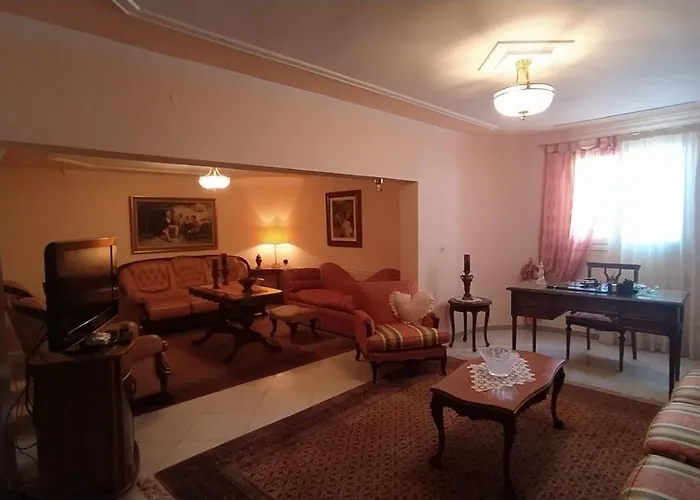 Luxury Πανσιόν