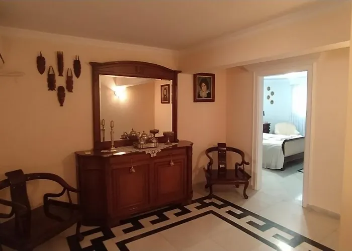 Luxury Πανσιόν