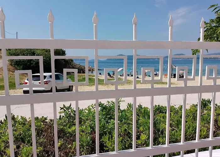 Luxury Πανσιόν *